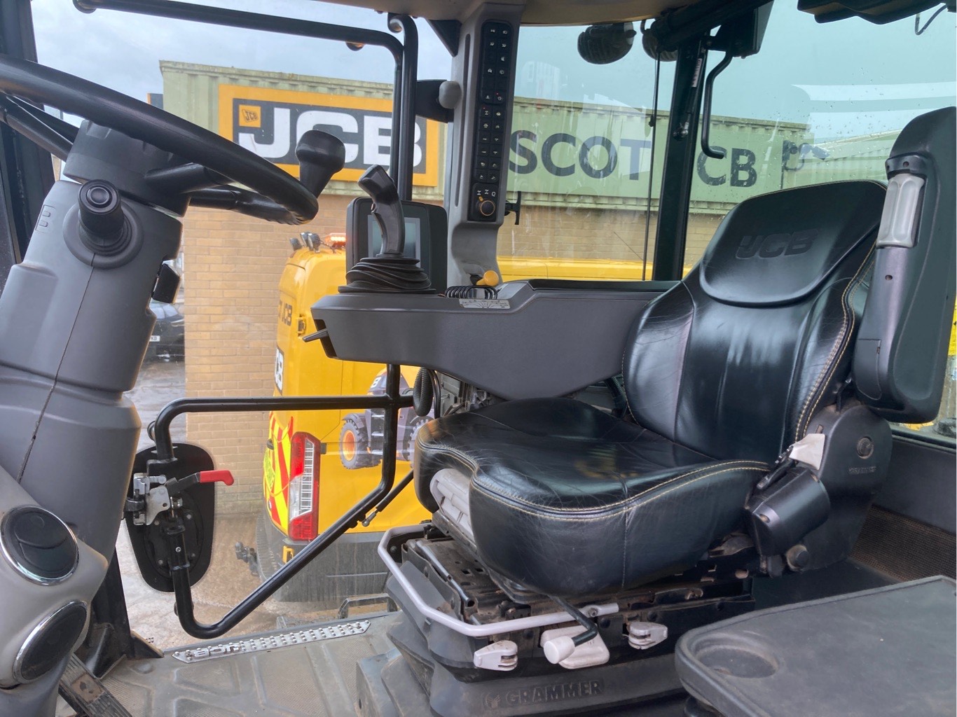 Fastrac 4220