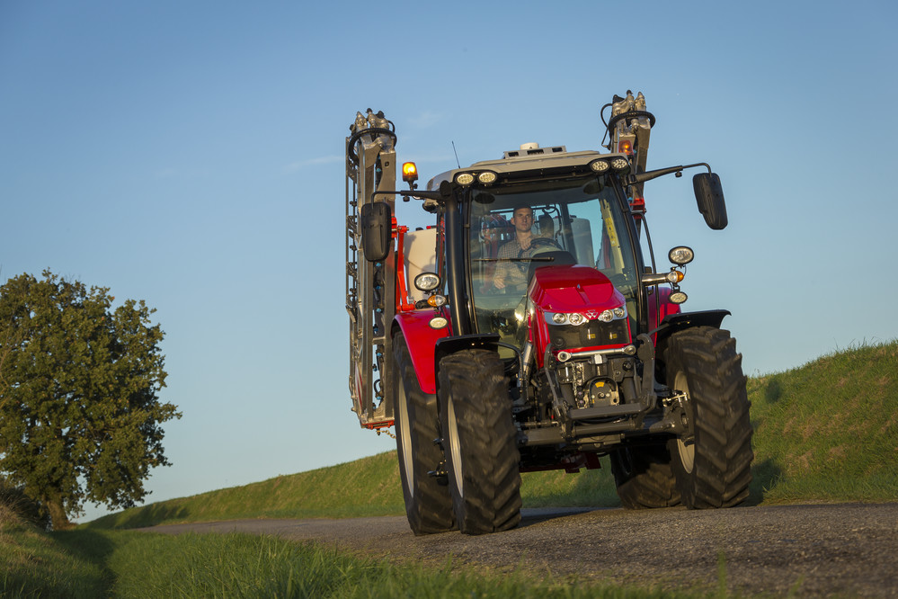 MF 5709 M