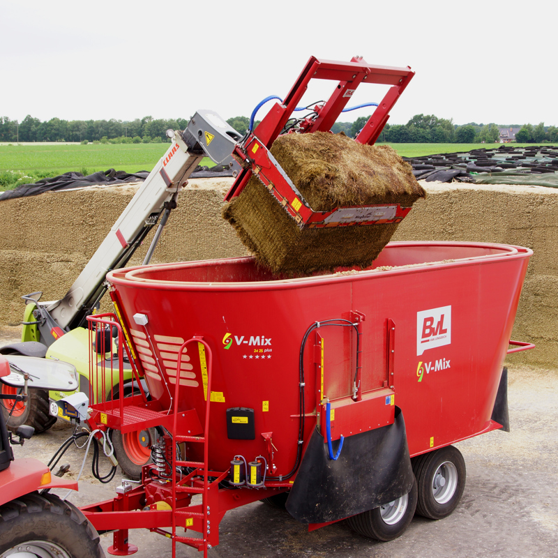 BVL Mixer Feeder Wagons hi res 2.jpg